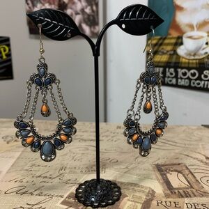 Unique Chic Dangle Earrings